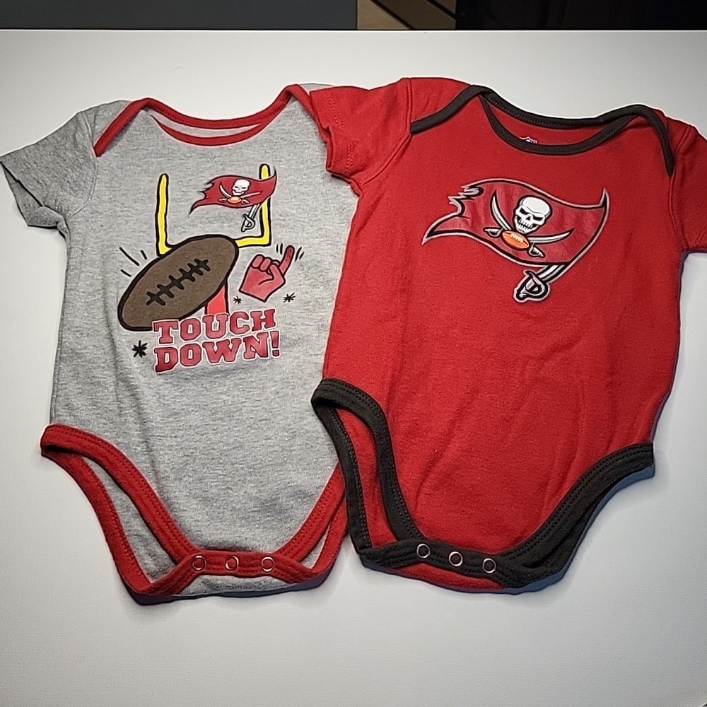 Two NFL Tampa Bay BUCCANEERS Red/Gray Touchdown Bodysuit Logo Football 18mo